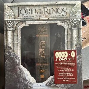The Lord of the Rings: The Fellowship of the Ring 5-DVD Set
